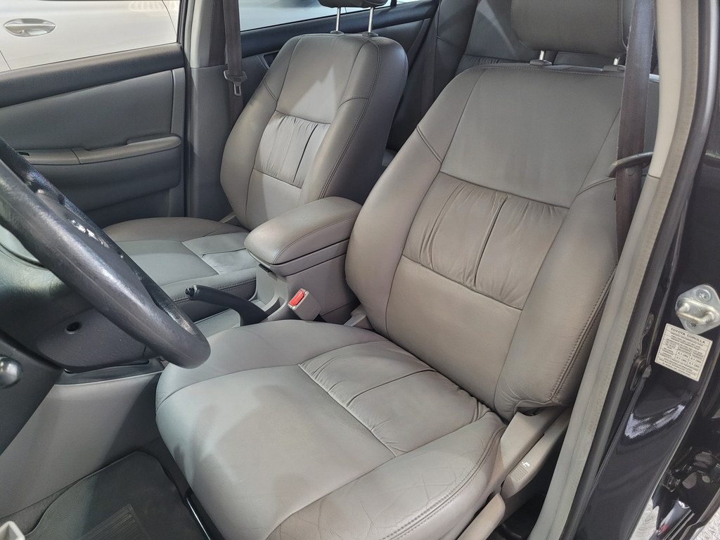 Toyota Corolla Preto