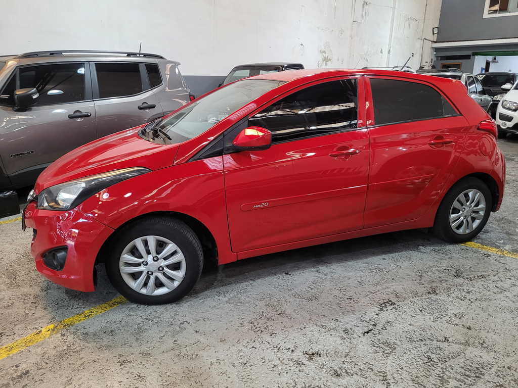 Hyundai HB20 Vermelho