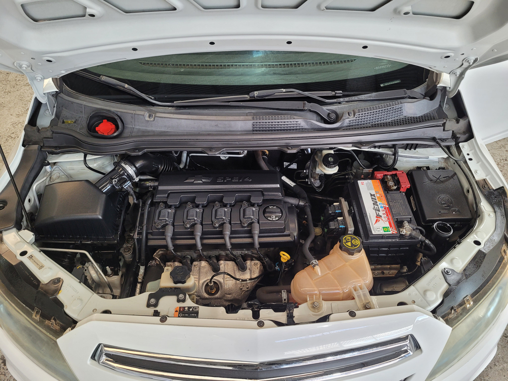 Chevrolet Onix Branco