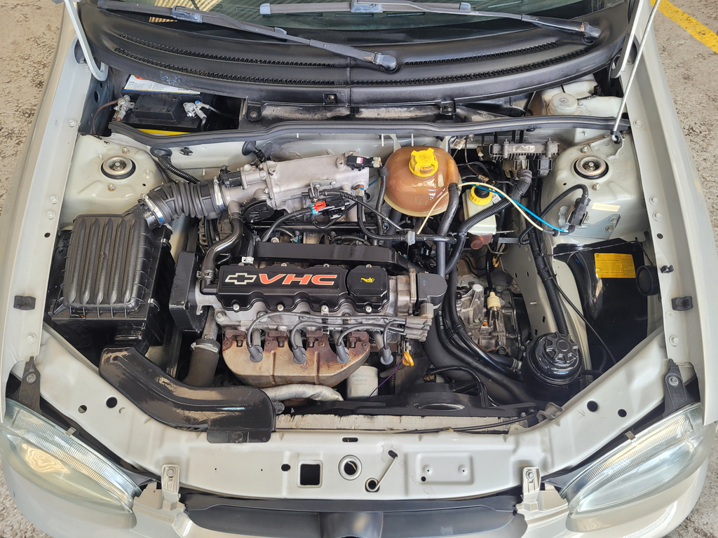 Chevrolet Classic Bege
