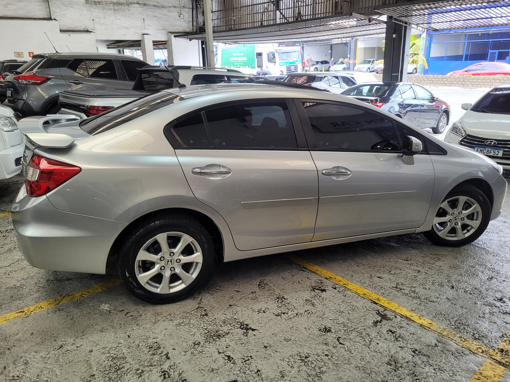 Honda Civic Prata