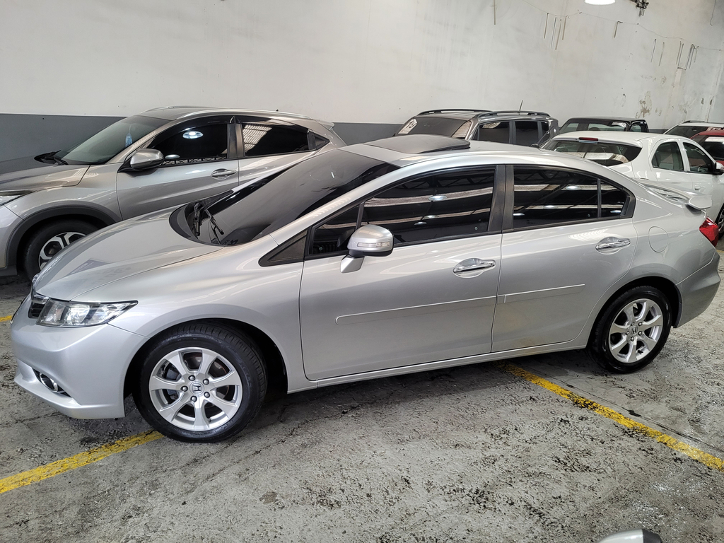 Honda Civic Prata