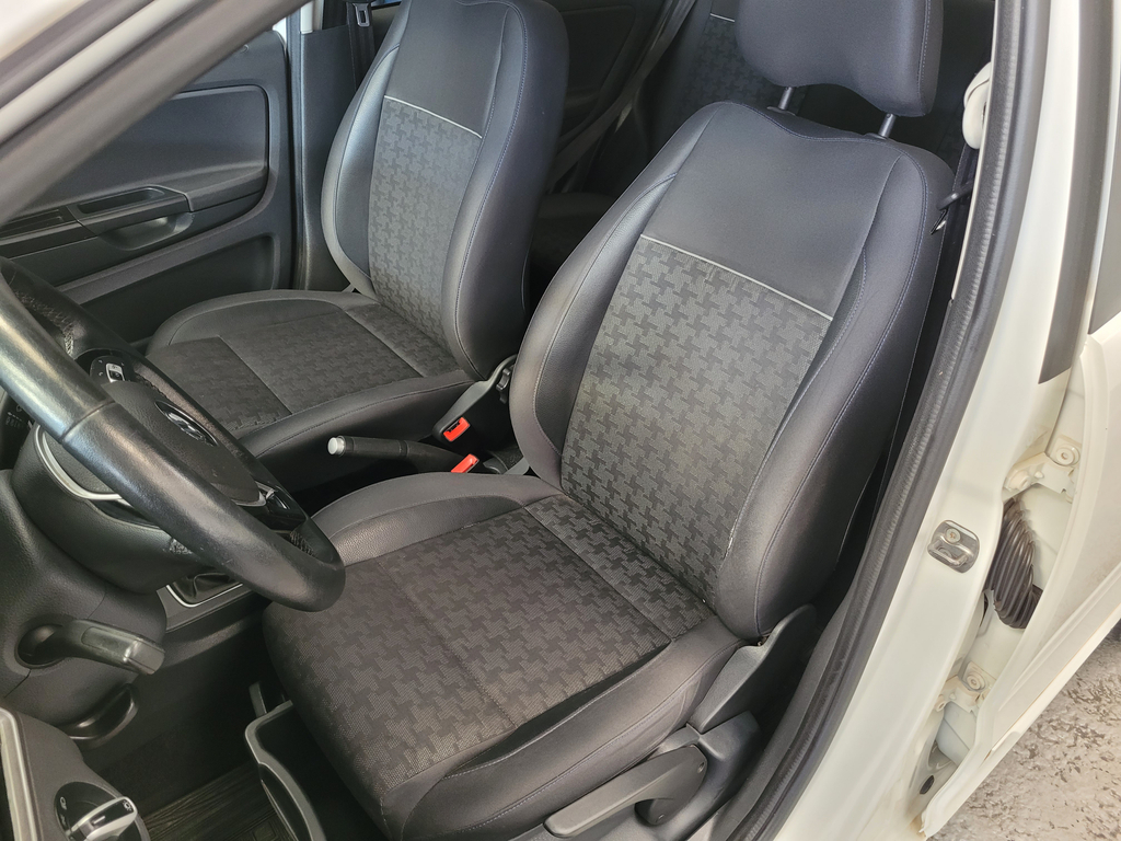 Volkswagen Fox Branco