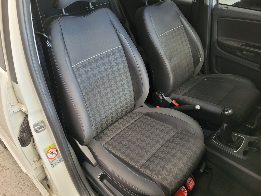 Volkswagen Fox Branco