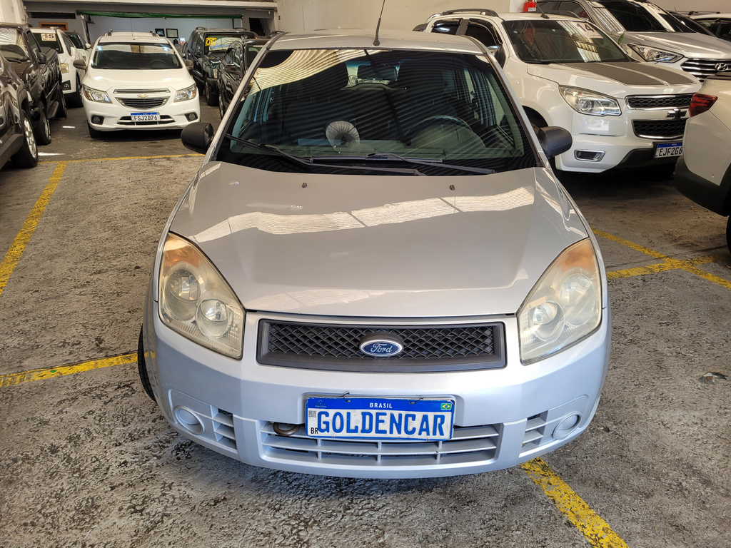 Ford Fiesta Hatch Prata
