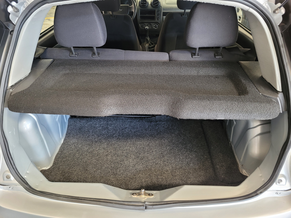 Ford Fiesta Hatch Prata