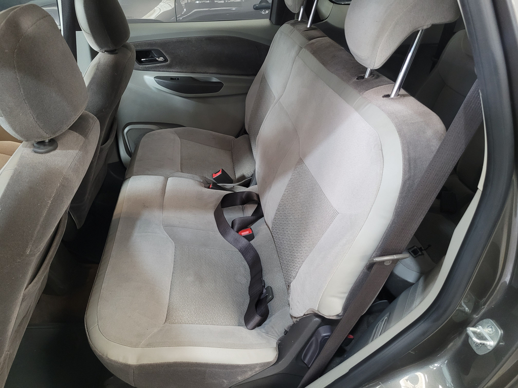 Chevrolet Spin Prata