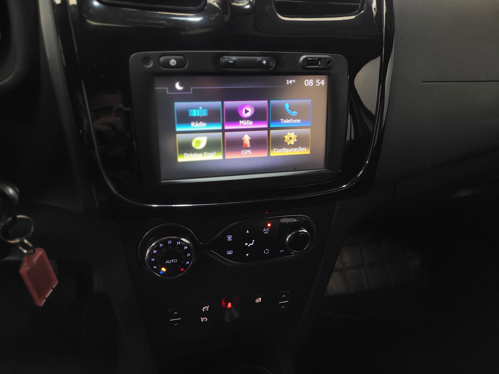 Renault Sandero Branco