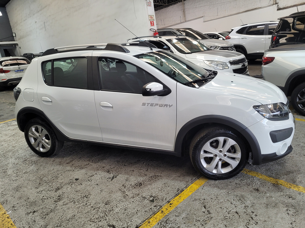 Renault Sandero Branco