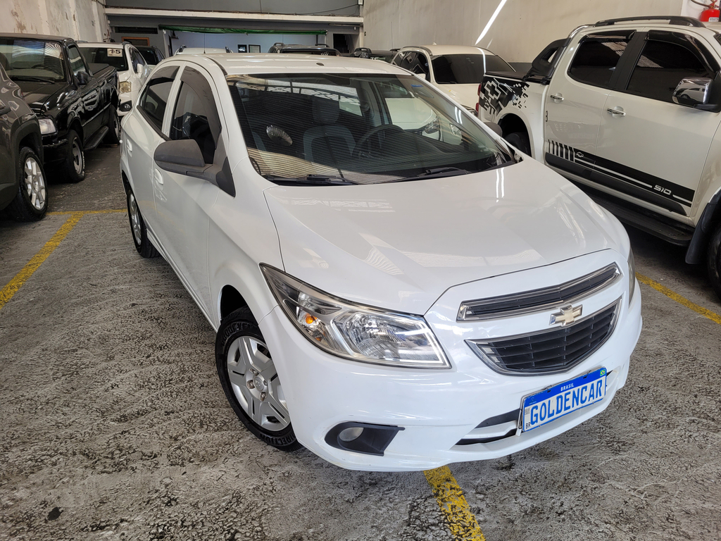Chevrolet Onix Branco
