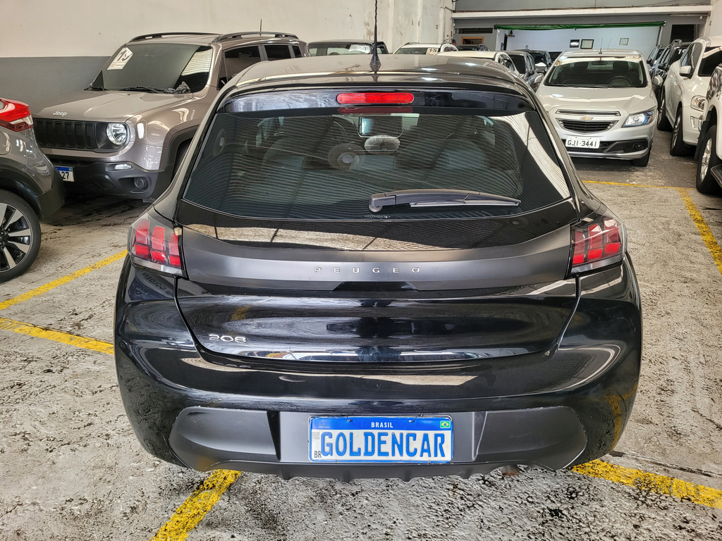 Peugeot 208 Preto