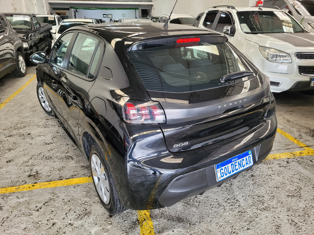 Peugeot 208 Preto