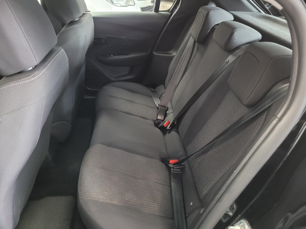 Peugeot 208 Preto