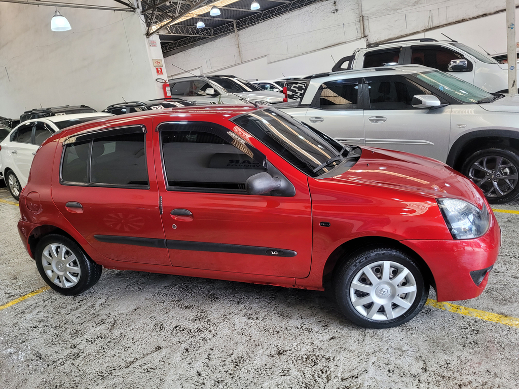 Renault Clio Vermelho