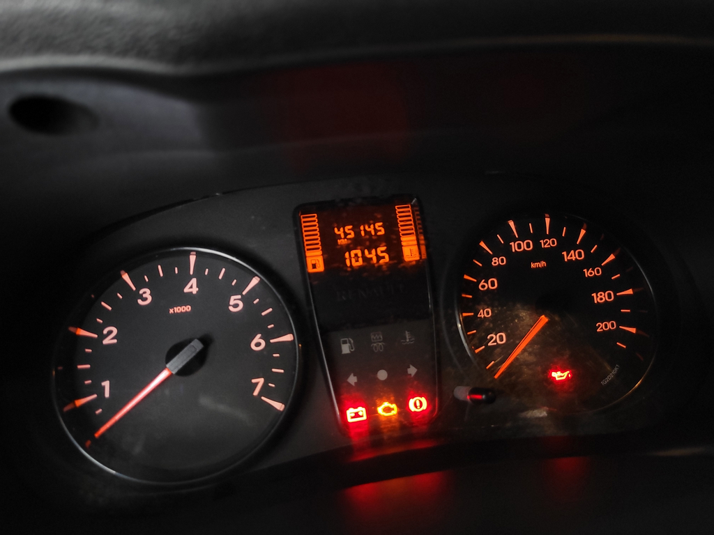 Renault Clio Vermelho