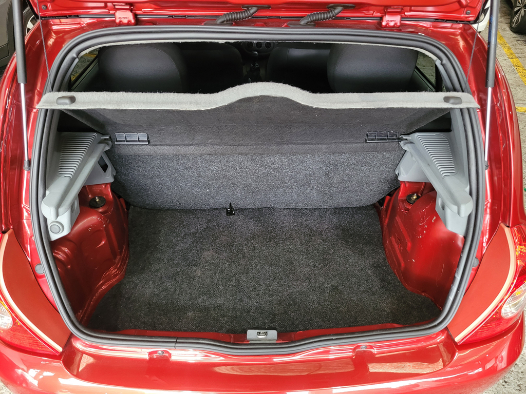Renault Clio Vermelho