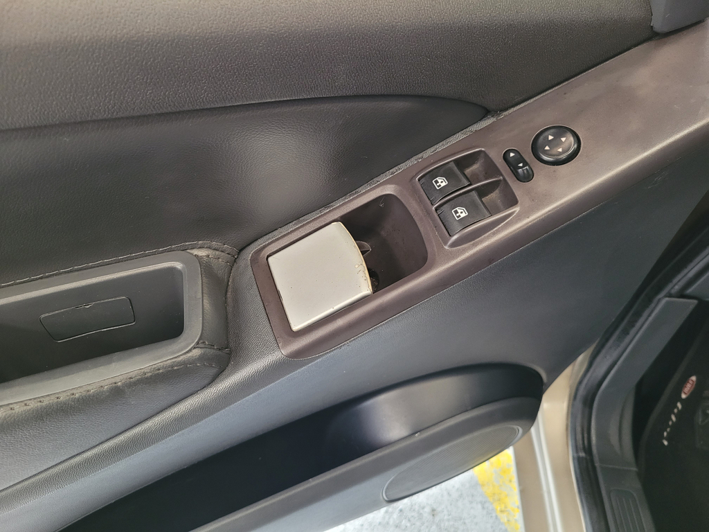 Fiat Idea Bege