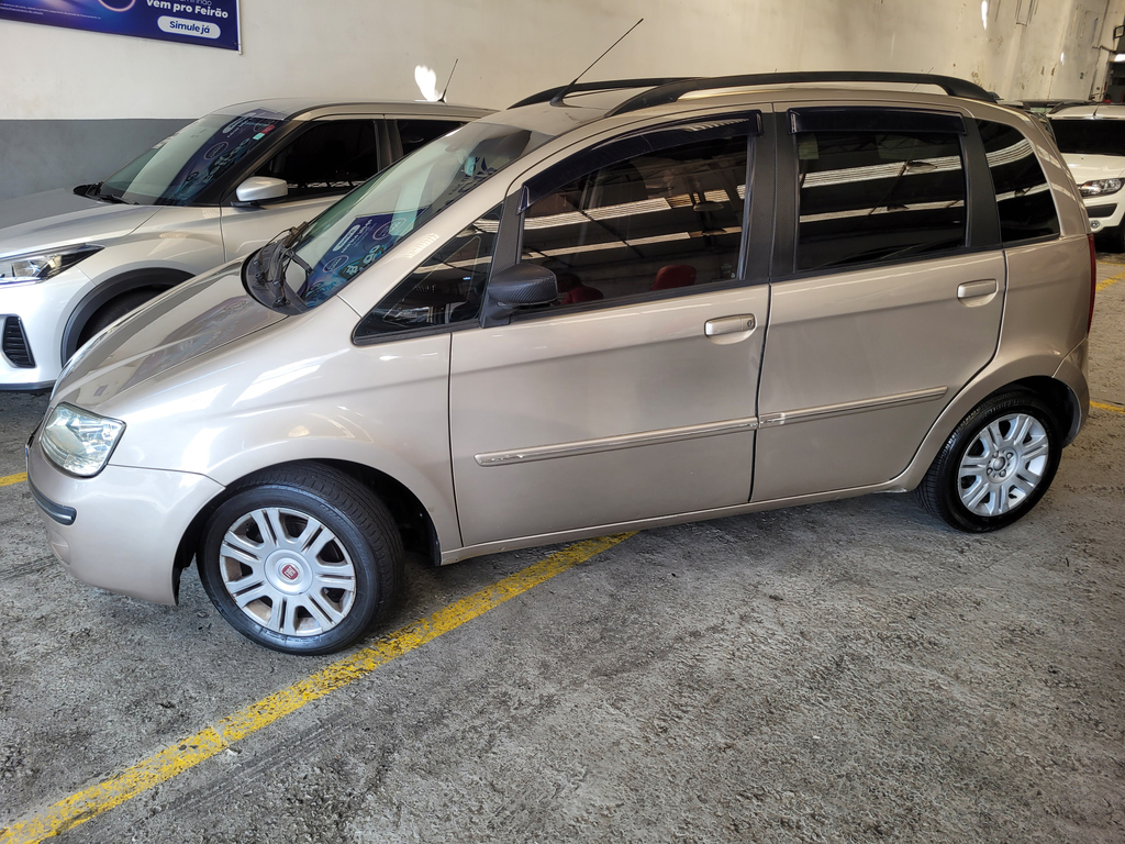 Fiat Idea Bege