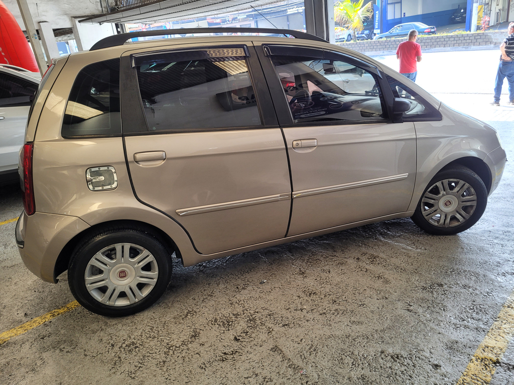 Fiat Idea Bege