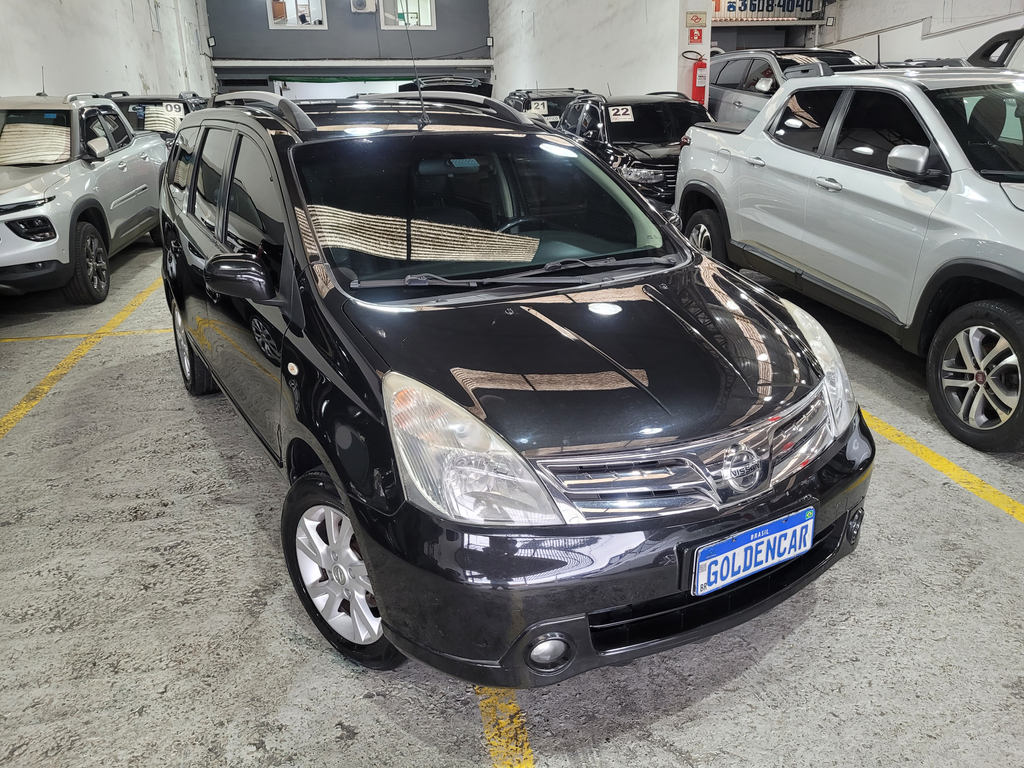 Nissan Grand Livina Preto