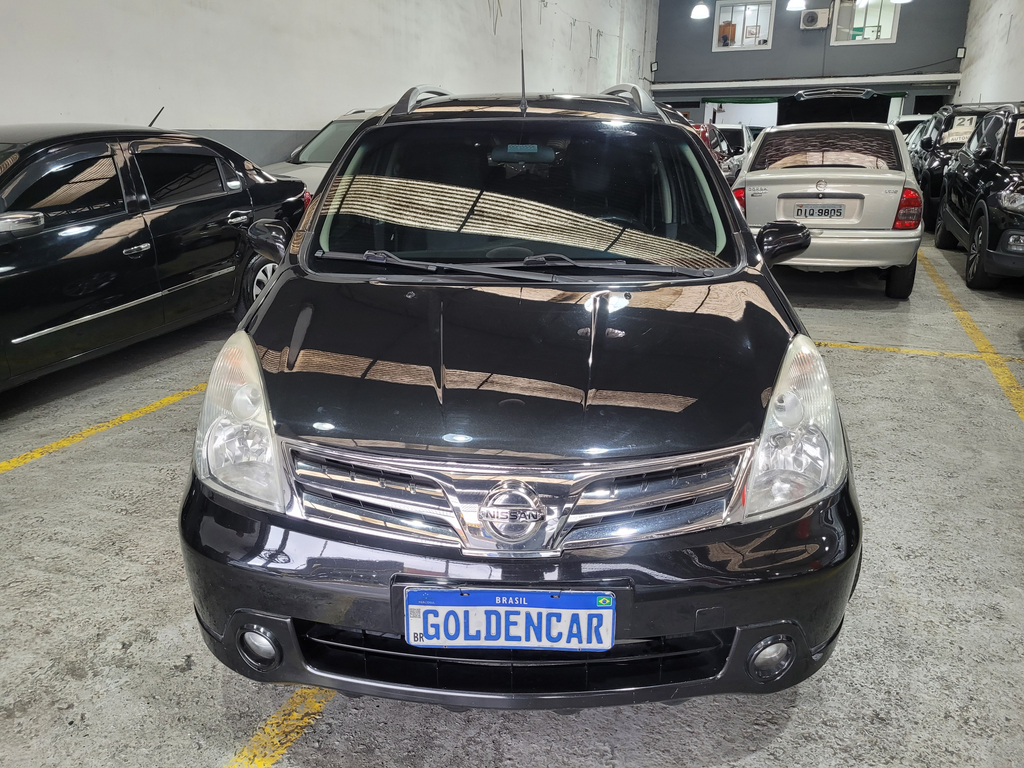 Nissan Grand Livina Preto