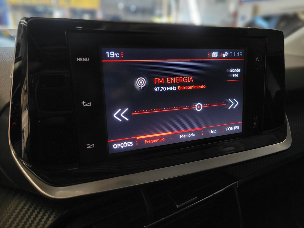 Peugeot 208 Branco