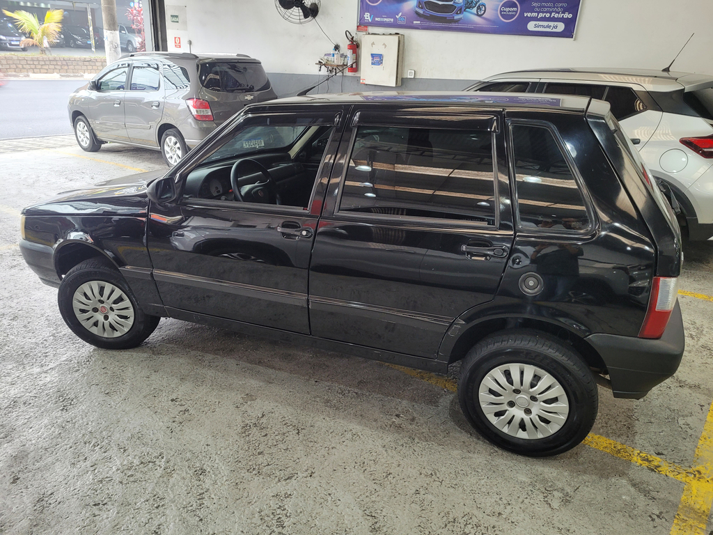 Fiat Uno Preto