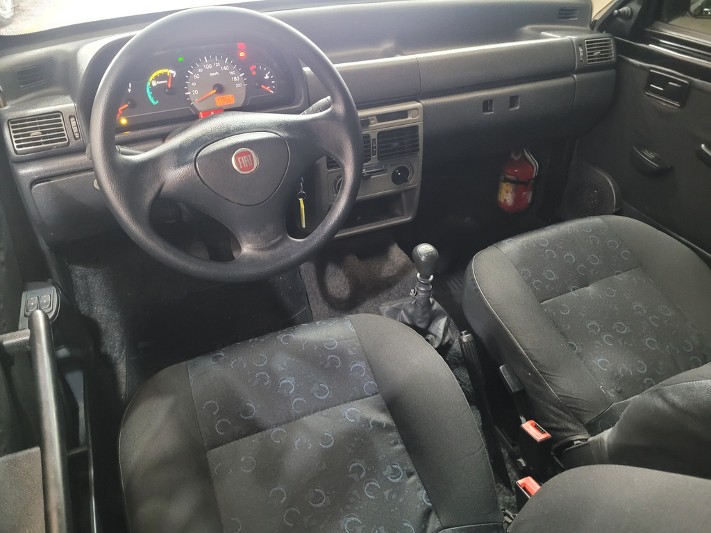 Fiat Uno Preto