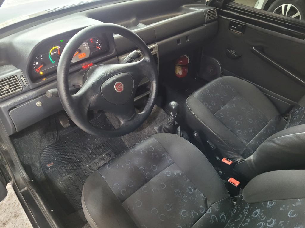 Fiat Uno Preto