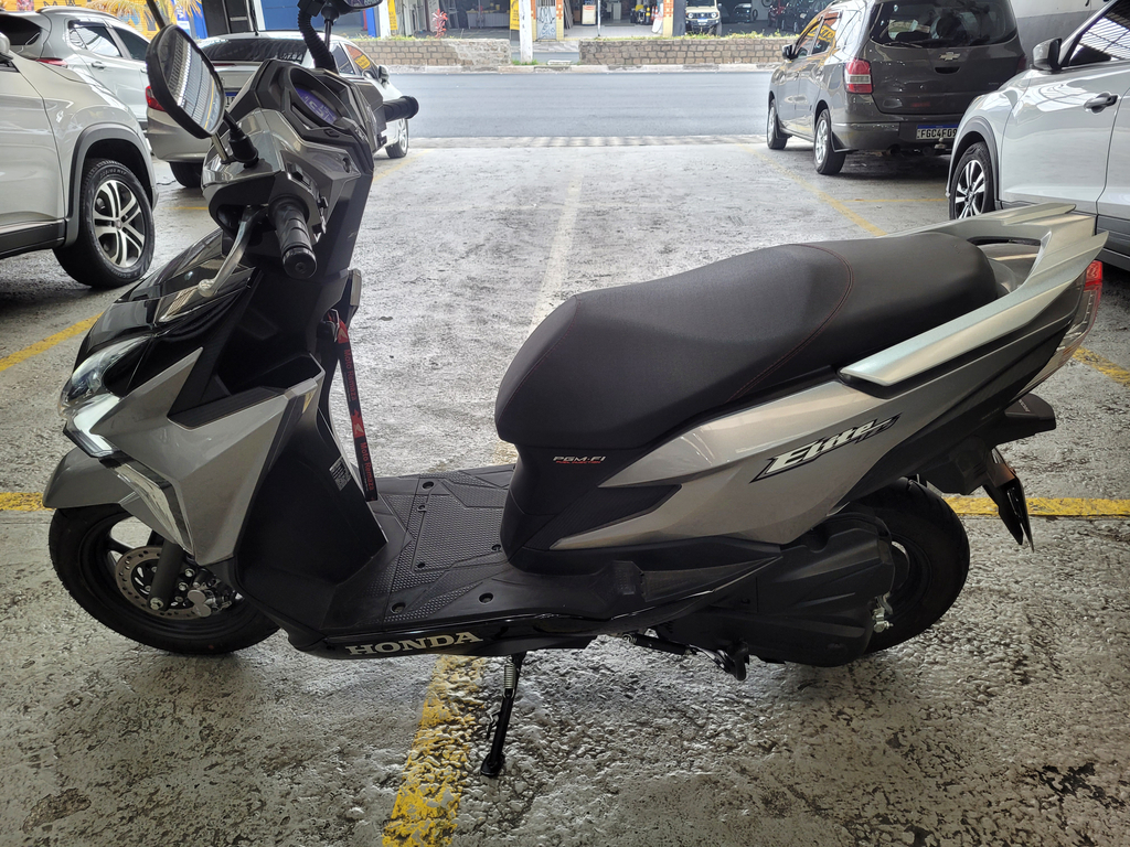 Honda ELITE Prata