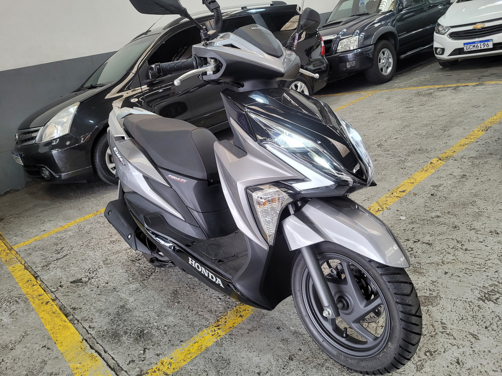 Honda ELITE Prata