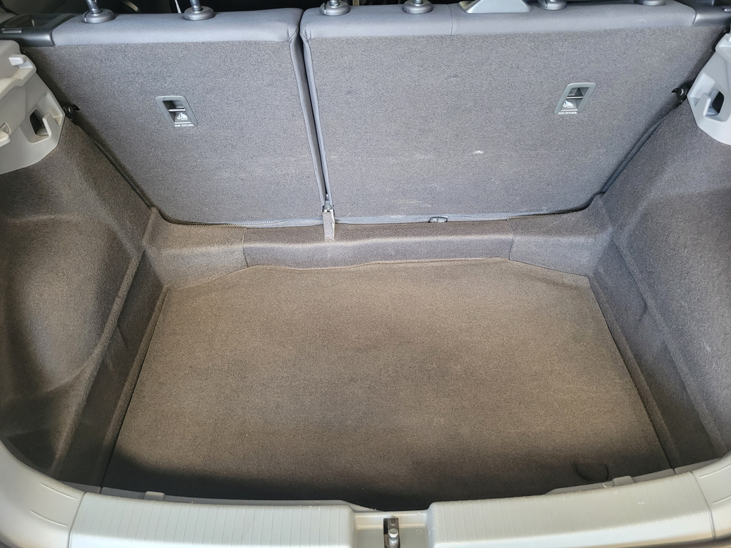 Volkswagen T-Cross Prata