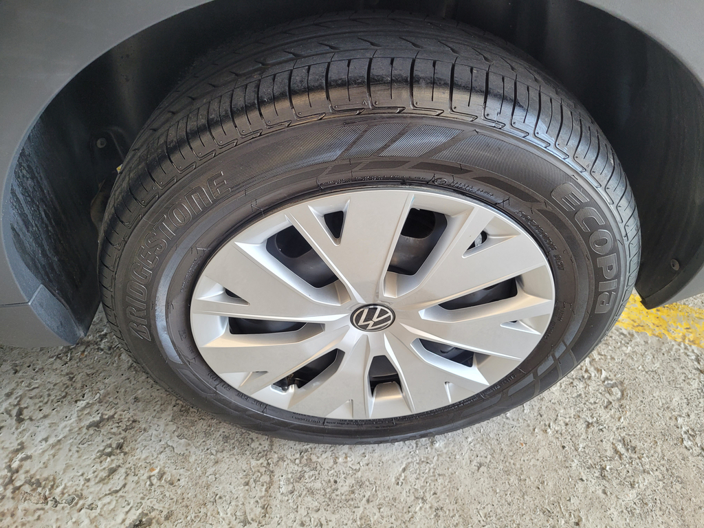 Volkswagen T-Cross Prata