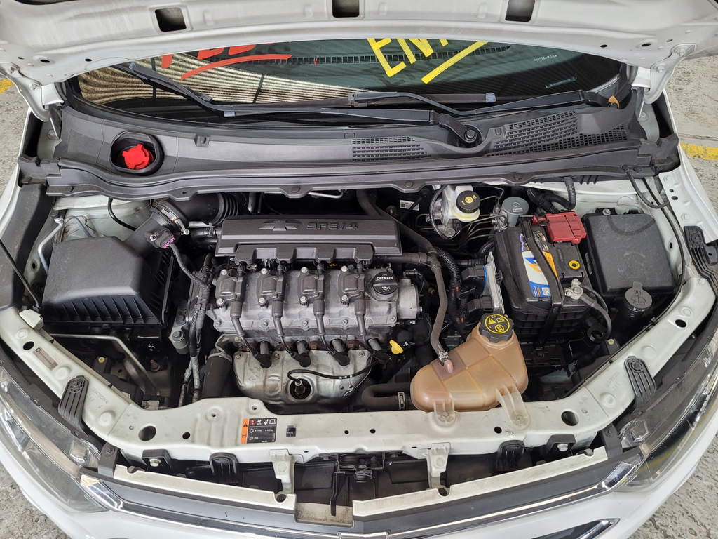 Chevrolet Onix Branco