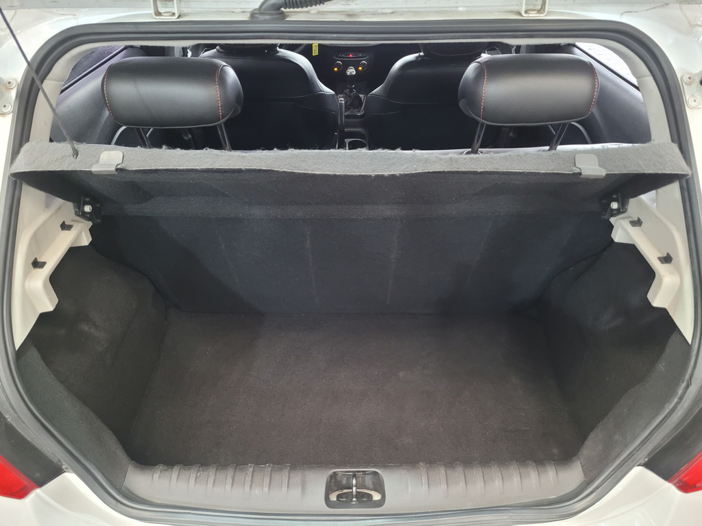 Chevrolet Onix Branco