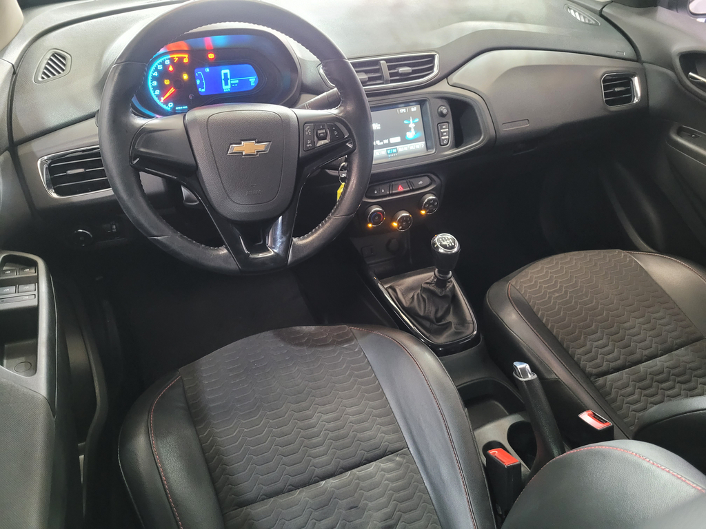 Chevrolet Onix Branco