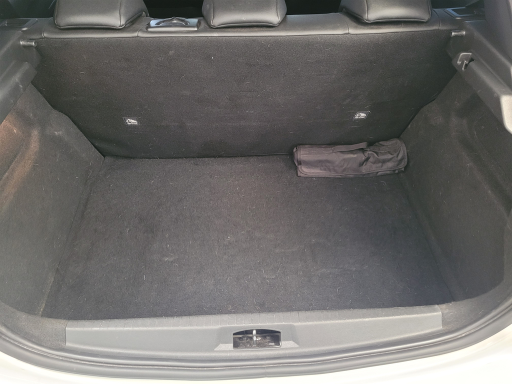 Peugeot 208 Branco