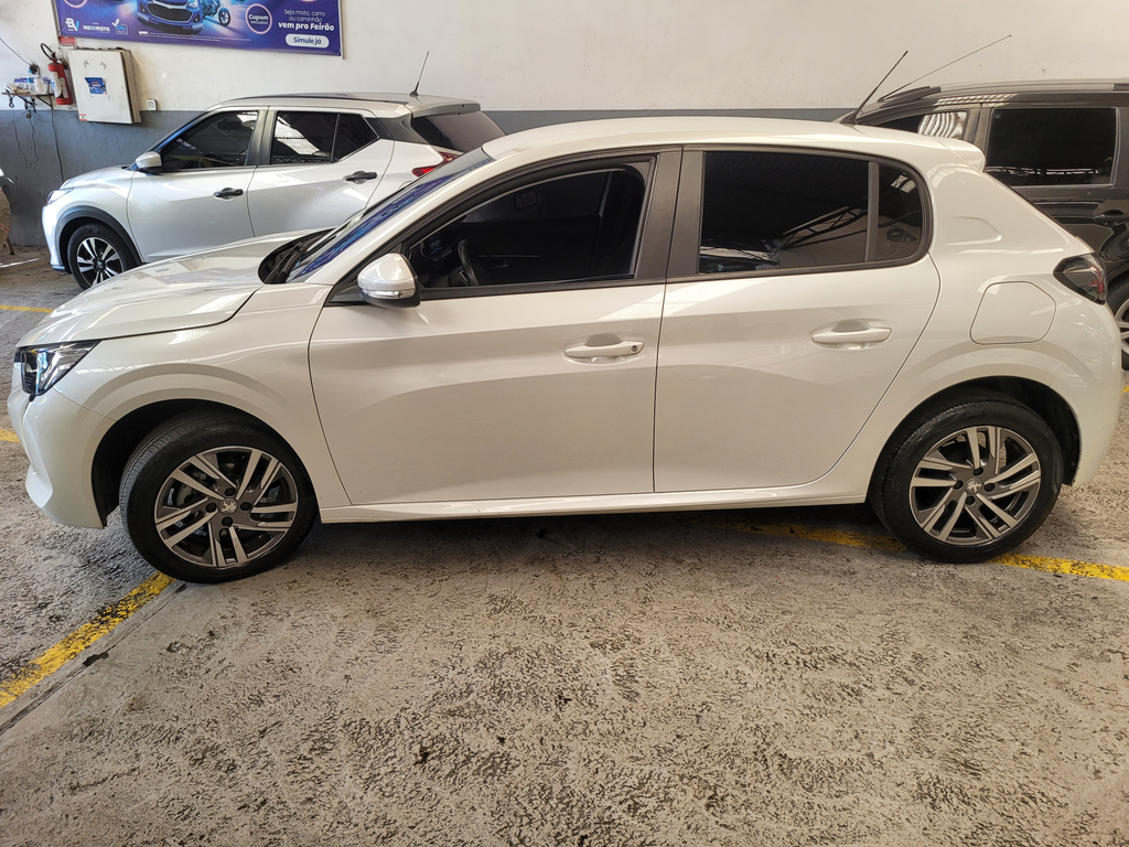 Peugeot 208 Branco