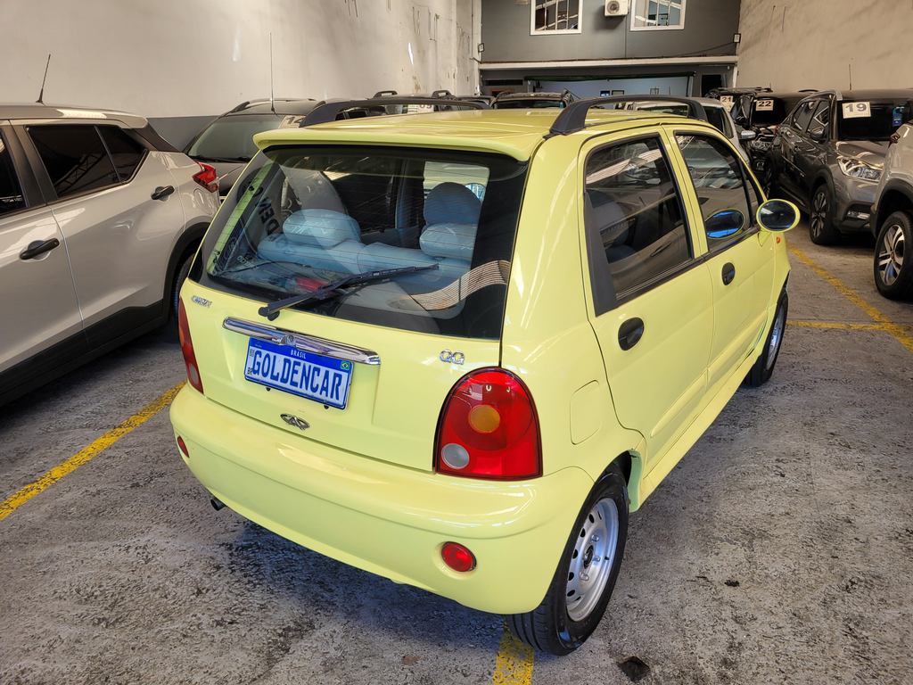 Chery QQ Amarelo