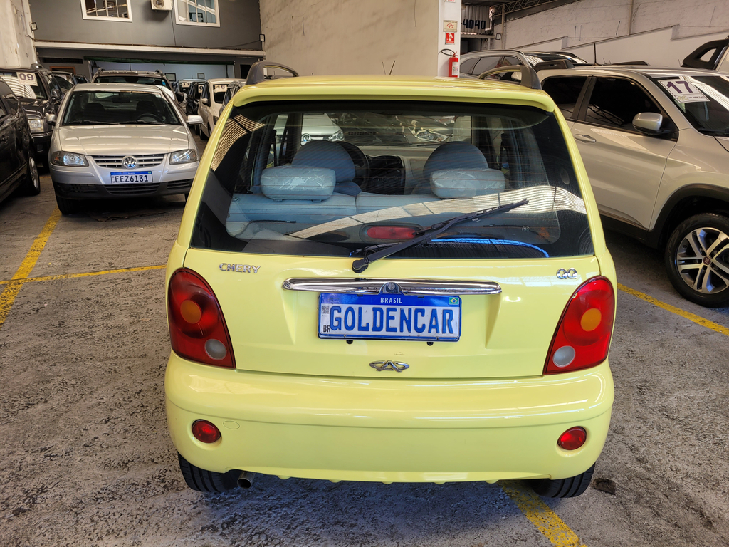 Chery QQ Amarelo