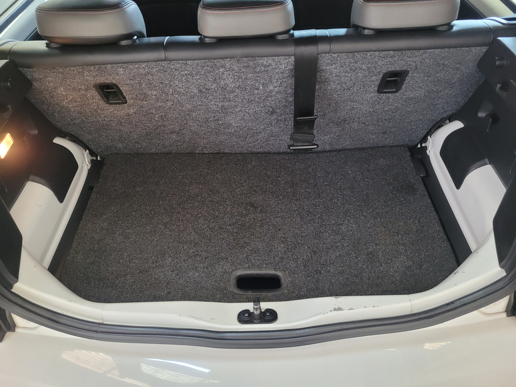 Volkswagen Up! Branco
