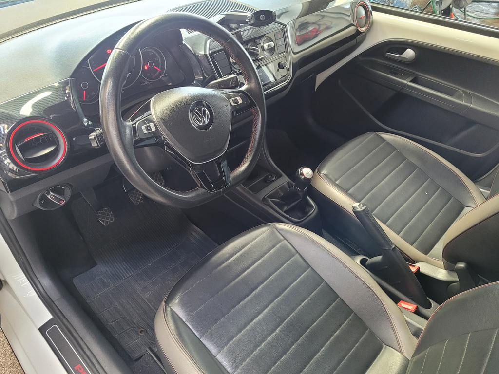 Volkswagen Up! Branco
