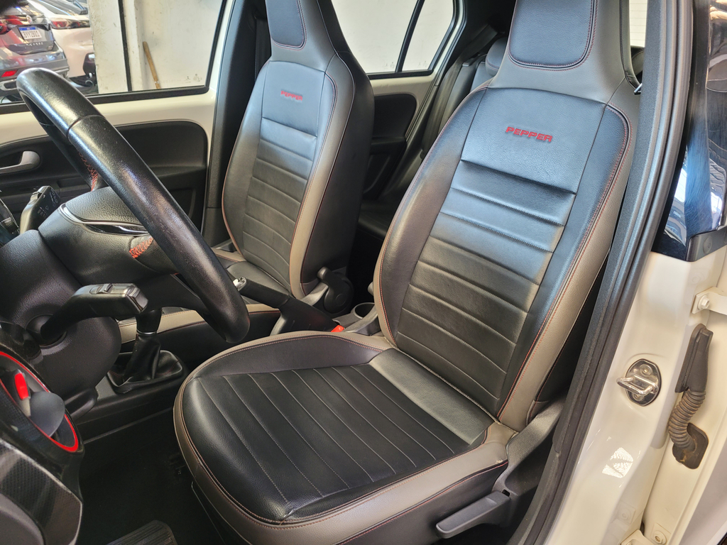 Volkswagen Up! Branco