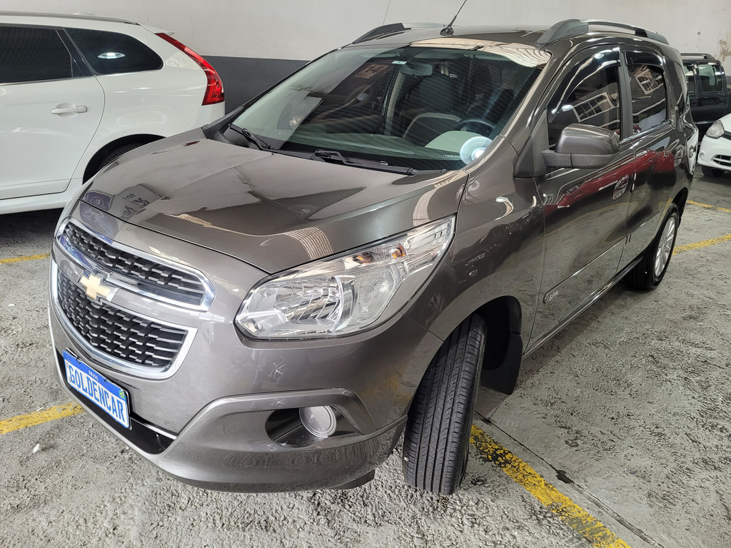 Chevrolet Spin Cinza