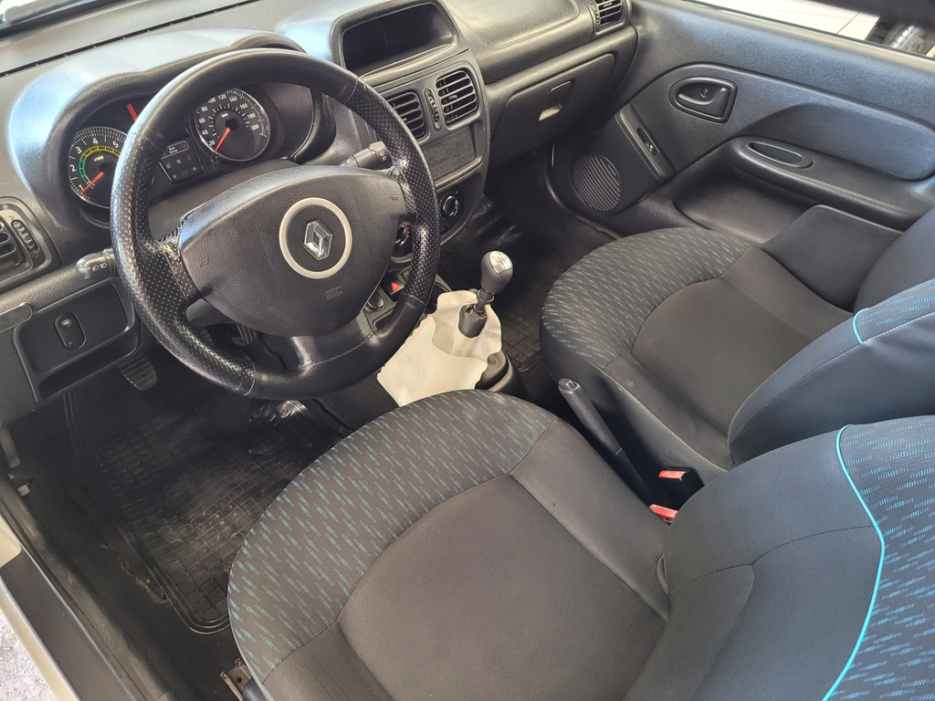 Renault Clio Prata