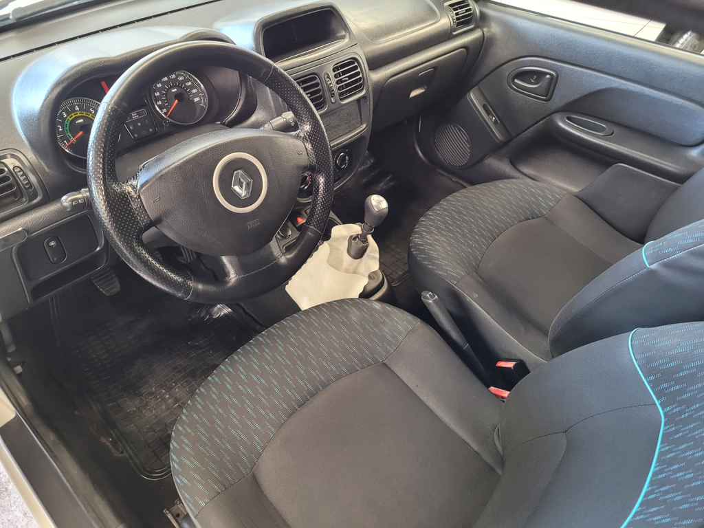 Renault Clio Prata