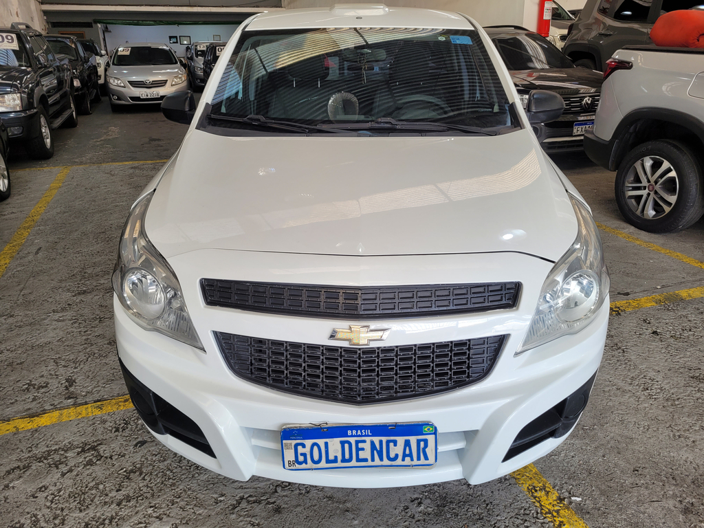 Chevrolet Montana Branco