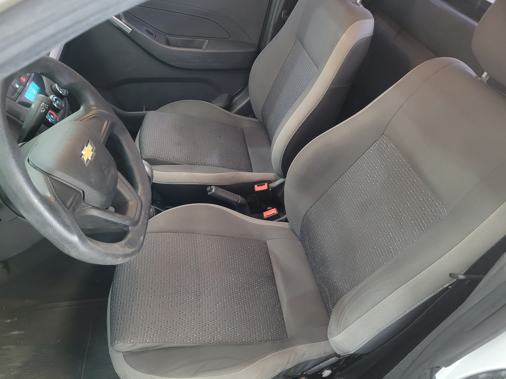 Chevrolet Montana Branco