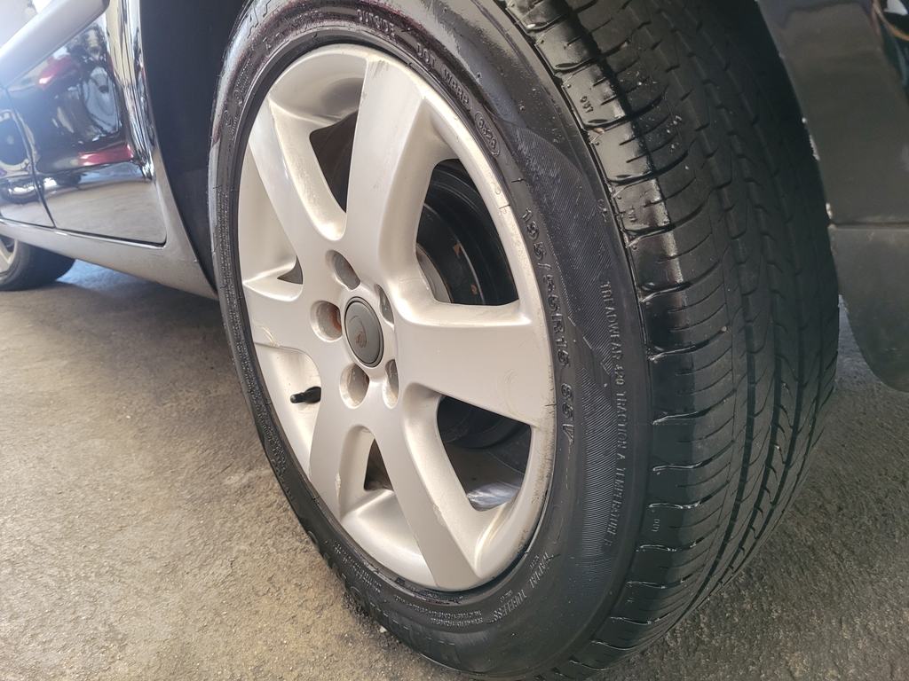 Volkswagen Polo Preto
