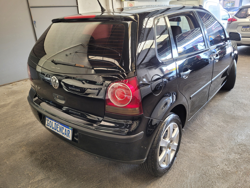 Volkswagen Polo Preto